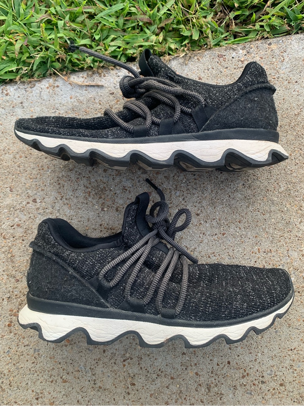 Sorel Kinetic Lace Sneakers Black 8.5